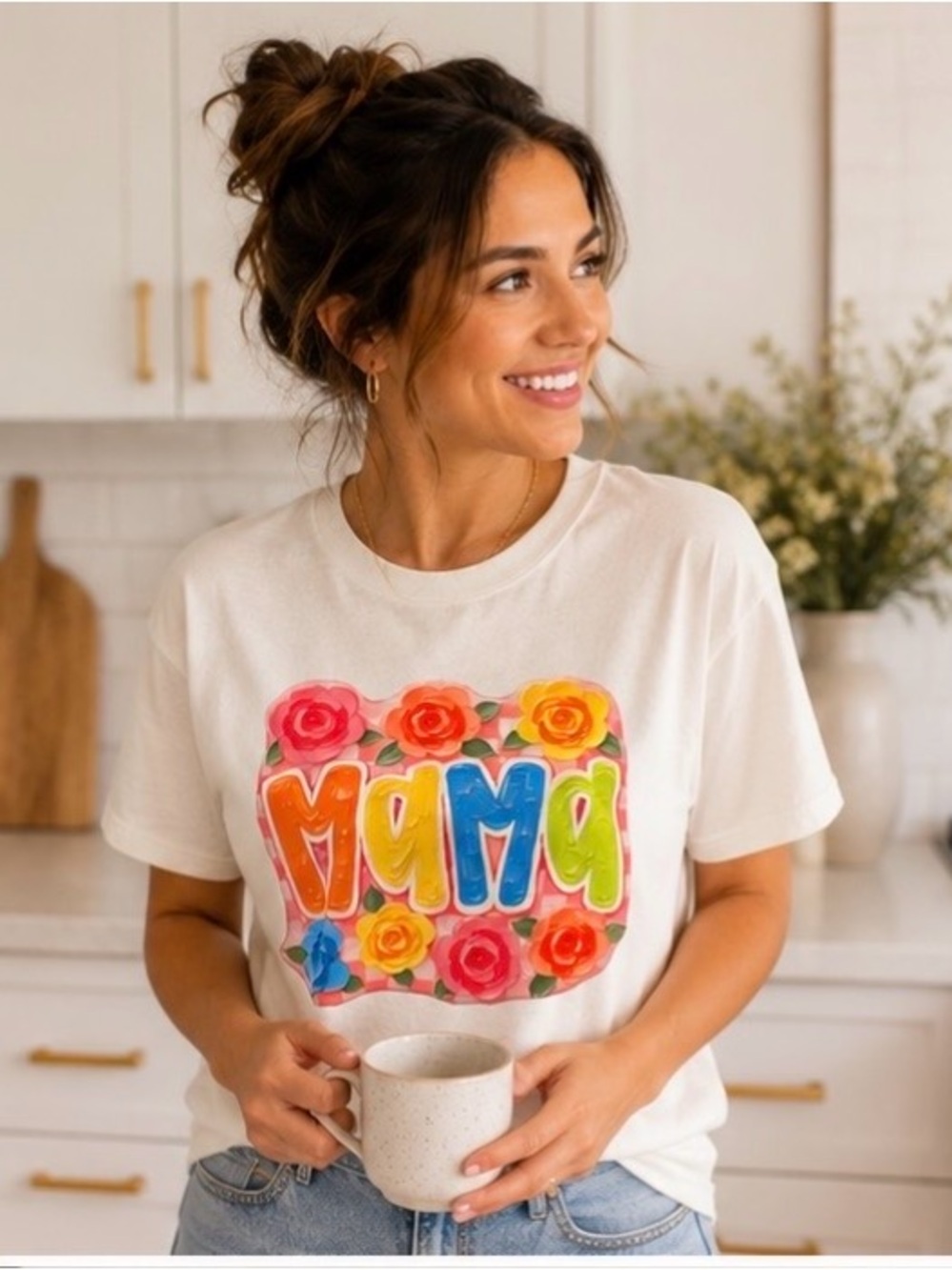 Colorful 'Mama' Floral Graphic Tee
Hand wash. Hang dry.